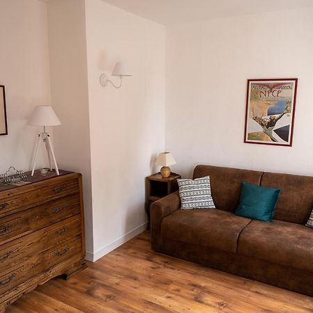 Appartement Place Des Cordeliers Dinan Exterior foto